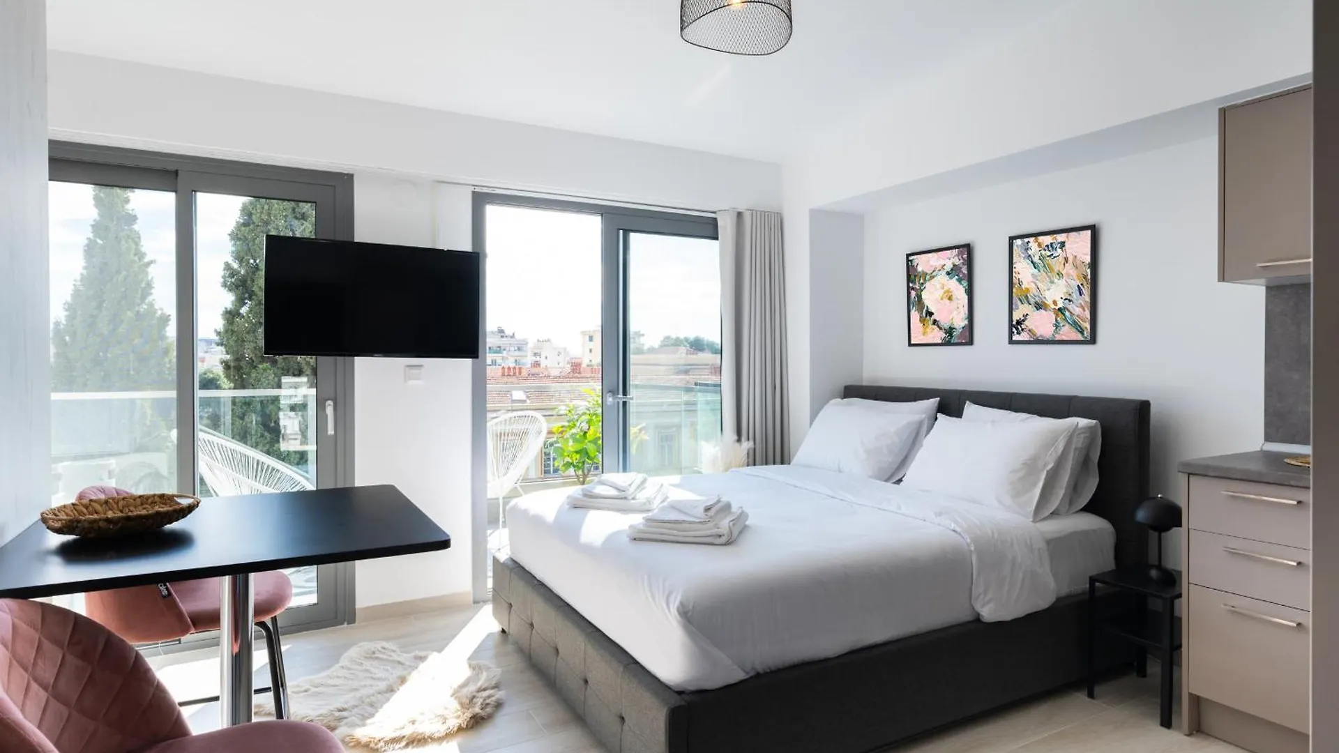 Velvet Luxury Studios In The City Center By Binobi! Салоники